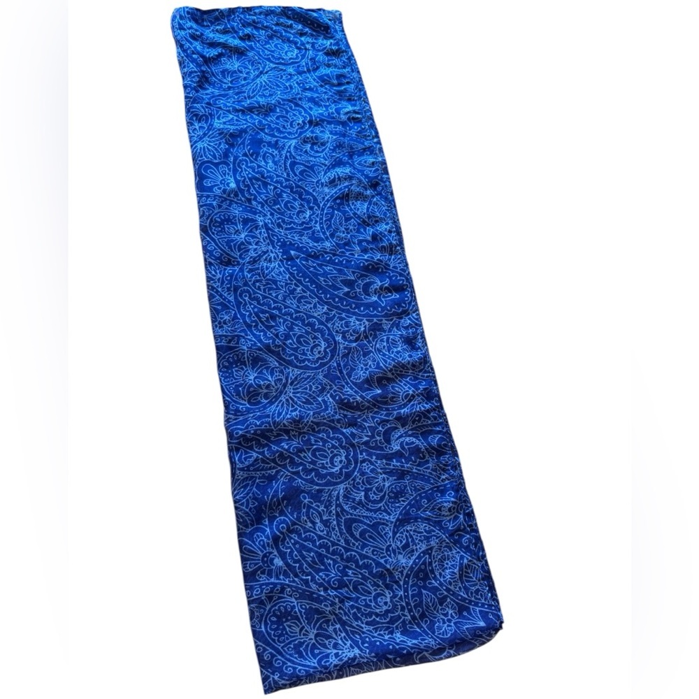Women’s Blue Paisley Scarf